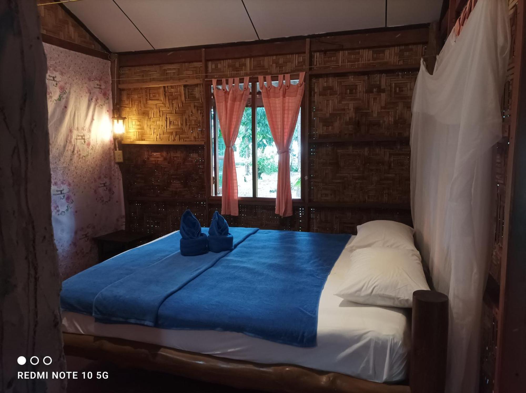 Payam Cabana Koh Phayam Quarto foto