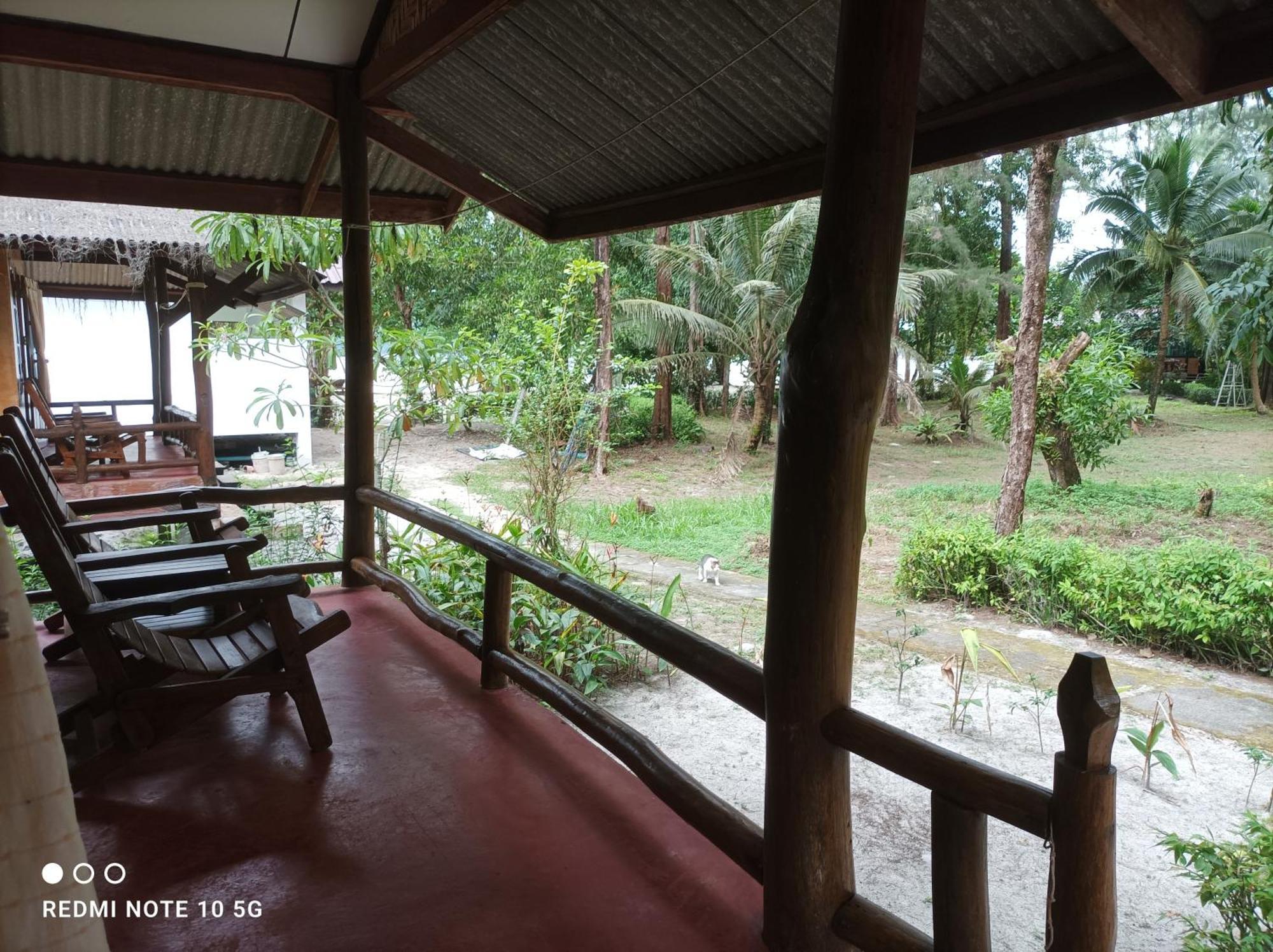 Payam Cabana Koh Phayam Quarto foto